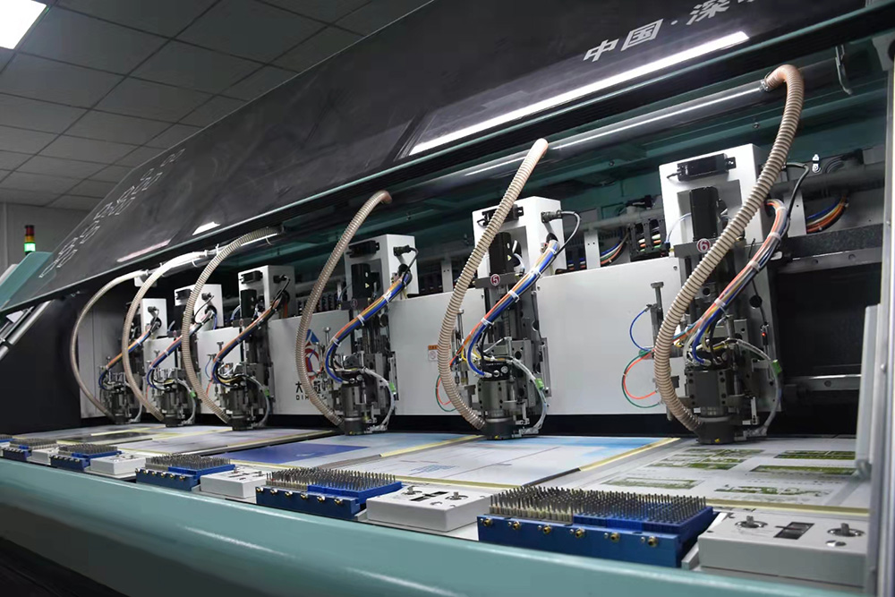 6 head drilling machine